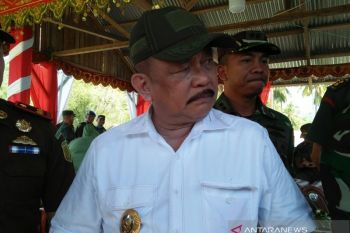 Bupati Parigi Moutong minta bank tak persulit petani peroleh KUR  Tani