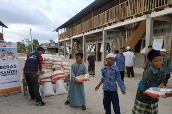 Dukung pendidikan santri di pesantren lewat program Berisi dari ACT-MRI