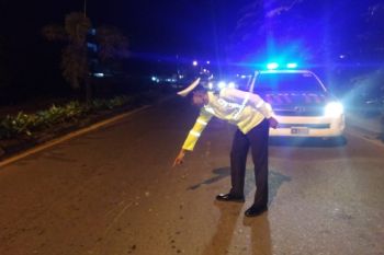 PNS Pemprov Kepri meninggal karena tabrak lampu jalan