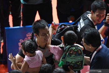 Hendra Setiawan mau tetap di dunia bulu tangkis pasca gantung raket