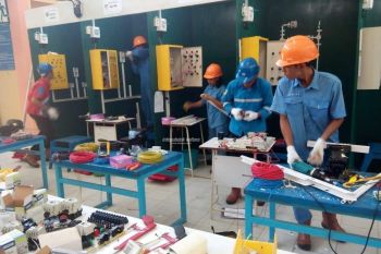 Siapkan Tenaga Kerja Terampil, SMK Didorong Menjadi LSP