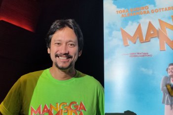Tora Sudiro menyembunyikan tatonya demi peran di film "Mangga Muda"