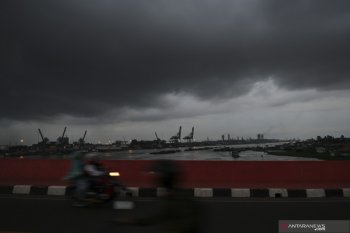 BMKG keluarkan peringatan hujan lebat di Sumsel dan sejumlah wilayah Indonesia