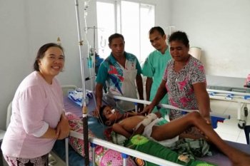 Martinus, korban gigitan ular Keramek berhasil diselamatkan