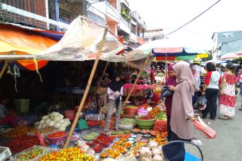 Harga sembako naik tipis jelang Imlek di Makassar