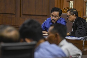 Saksi Linus bantah beri uang   ke bawahan Nurdin Basirun