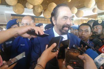 Surya Paloh tegaskan kemenangan pilkada lalu dipertahankan