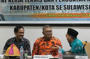 Komisioner Bawaslu RI perkuat kapasitas pengelolaan PPID se-Sulsel