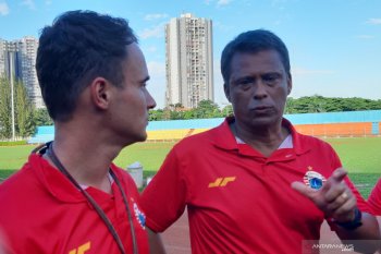 Pelatih Sergio Farias puas pemain Persija lolos "bleep test"