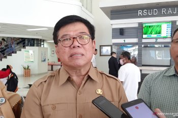 Pemerintah Kepri tidak larang warga ke Singapura terkait penyebaran corona