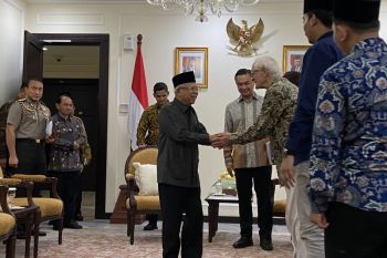 Bertemu Wapres, Dino Patti Djalal sampaikan program interfaith agama samawi