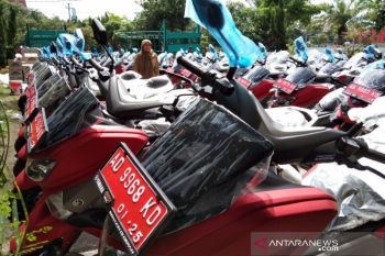 Sepeda motor plat merah di Desa Sekaroh diembat maling