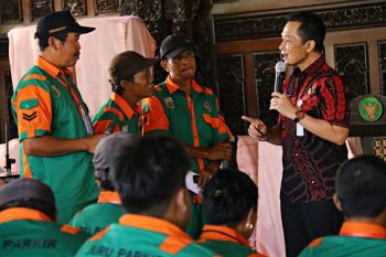 Juru parkir diminta  hanya setor ke Pemkab Kudus