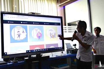 e-kelurahan, permudah warga Padang urus dokumen kependudukan