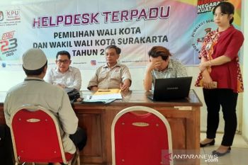 Pasangan Alam maju Pilkada Surakarta melalui jalur perseorangan