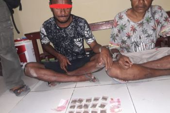 Polres Keerom tangkap dua pelaku pengedar ganja