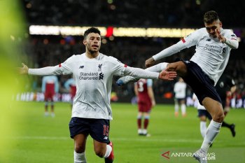 Liverpool semakin kokoh di puncak klasemen setelah redam West Ham