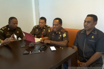Kejaksaan Papua tunda penanganan kasus korupsi dua kabupaten  pilkada