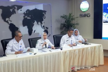 BMKG sebut Februari-Maret 2020 waspadai potensi banjir