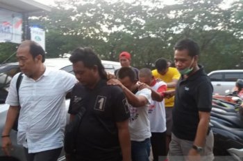 Wartawan dikeroyok usai buat SIM