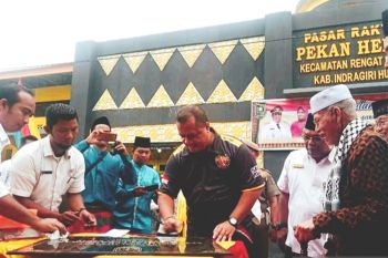 Masyarakat Indragiri Hulu bangga pasar rakyat selesai dibangun