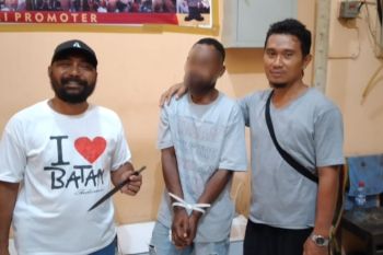 Seorang kaka di Yokari tikam adiknya dengan sangkur