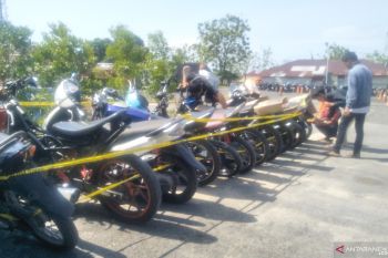 Polisi Pariaman tingkat razia menekan balap liar