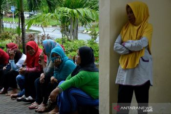 Demo petugas kebersihan UIN Makassar