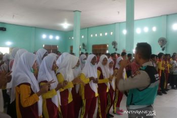 Polda Kepri gelar penyuluhan tentang virus corona di Natuna