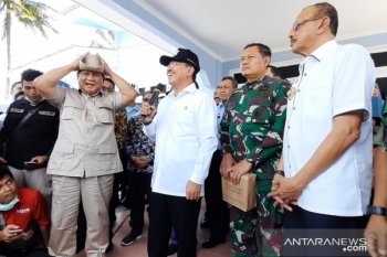 Menkes "ngantor" di Natuna