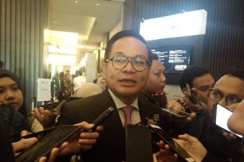 Perampingan BUMN, Kementerian: penggabungan atau likuidasi