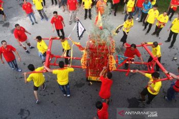 Tradisi Arak Kio Keluarga Lie-Kwee, penarik wisatawan dosmetik