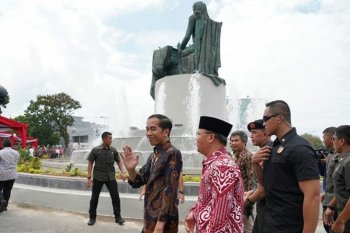 Presiden Jokowi resmikan Monumen Fatmawati di Bengkulu