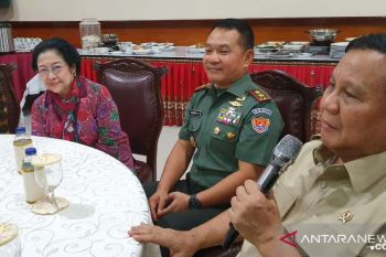 Prabowo ingin membuat patung Bung Karno naik kuda