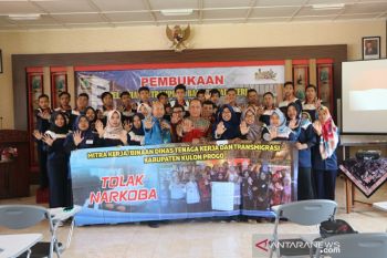 Disnakertrans Kulon Progo gelar pelatihan "internet marketing"
