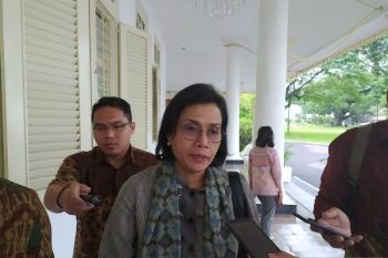 Sri Mulyani akui JB Sumarlin berperan besar dorong kontribusi perbankan