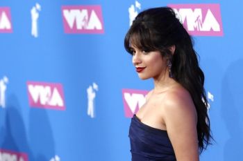 Camila Cabello berperan sebagai Cinderella di film perdananya