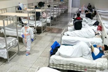 China laporkan jumlah korban terinfeksi dan meninggal terus bertambah