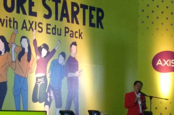 Sejumlah pengusaha muda motivasi mahasiswa Makassar berwirausaha