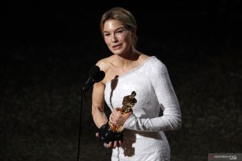 Renee Zellweger jadi Aktris Terbaik Oscar 2020 untuk 'Judy'