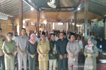 Pemkab Kulon Progo menggencarkan pemasaran produk lokal secara daring