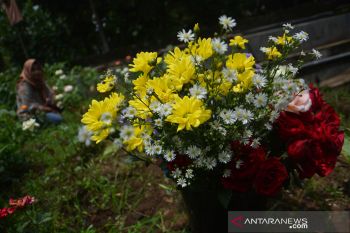 Permintaan buket bunga jelang valentine