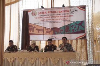 Kejaksaan Negeri Kuansing kolaborasi dengan WWF luncurkan program Jaksa Peduli Satwa