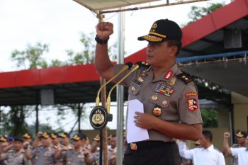 Mantan Kapolda Kalbar ajak personel cintai institusi