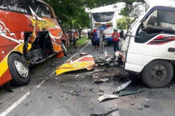 Truk tabrak bus Sugeng Rahayu, sopir tewas
