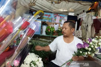 Penjualan bunga meningkat di hari Valentine
