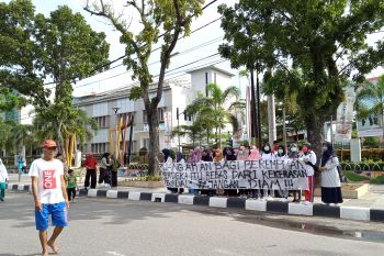 Mahasiswi  Padang kampanyekan  keadilan perempuan