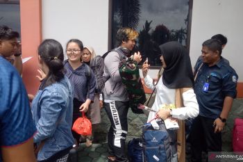 Keluarga mahasiswa observasi Natuna asal Kaltara berterima kasih pada Presiden