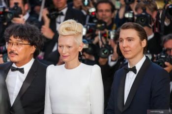Tilda Swinton akan bintangi serial adaptasi "Parasite" ?