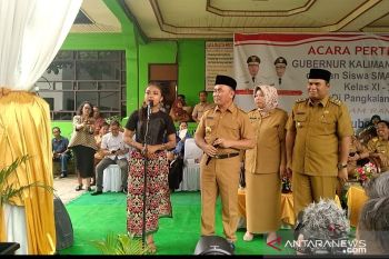 Pelajar jadi Gubernur Kalteng 10 menit, ini perintahnya ke guru